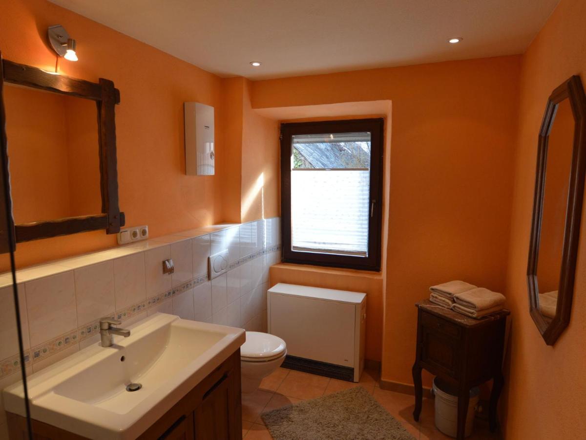 Charming Holiday Home In Neumagen Dhron Bagian luar foto
