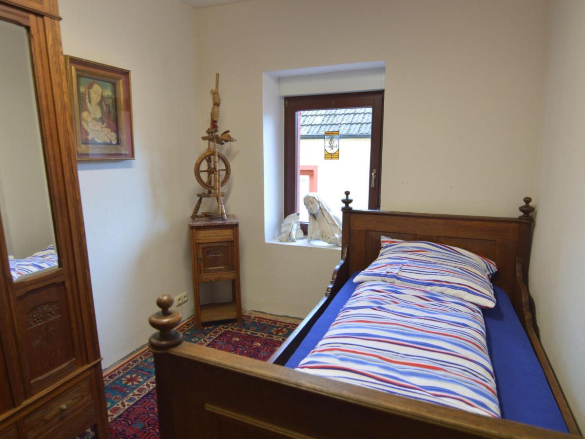 Charming Holiday Home In Neumagen Dhron Bagian luar foto