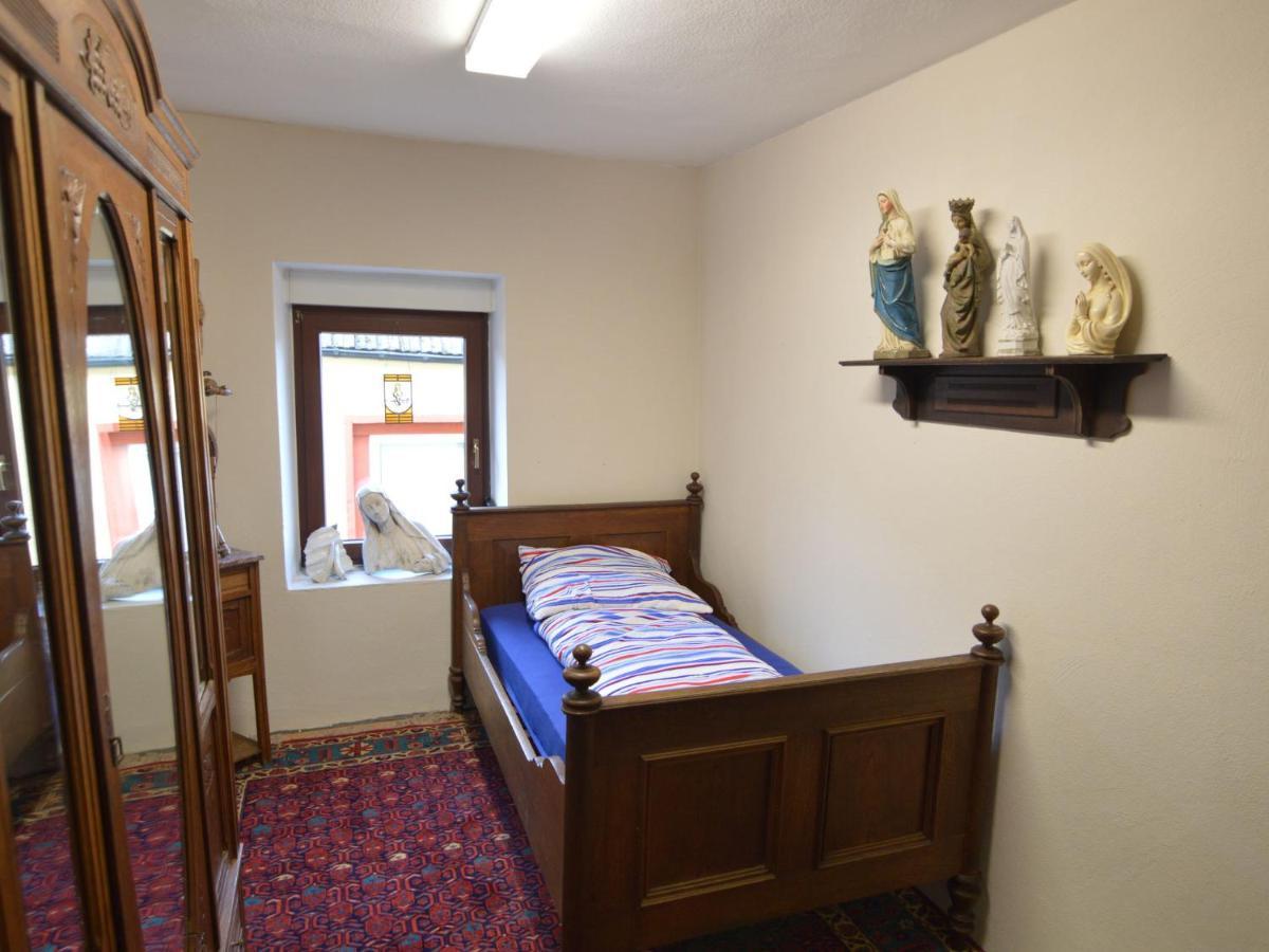 Charming Holiday Home In Neumagen Dhron Bagian luar foto