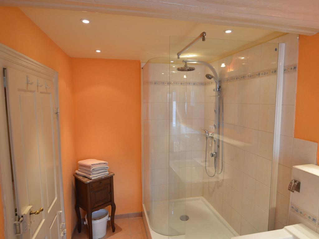Charming Holiday Home In Neumagen Dhron Bagian luar foto